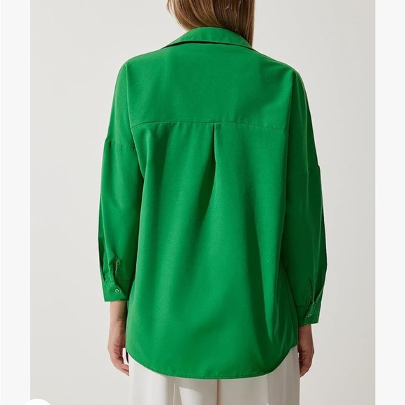 Oversized Button Down Shirt - Picture 5 of 8